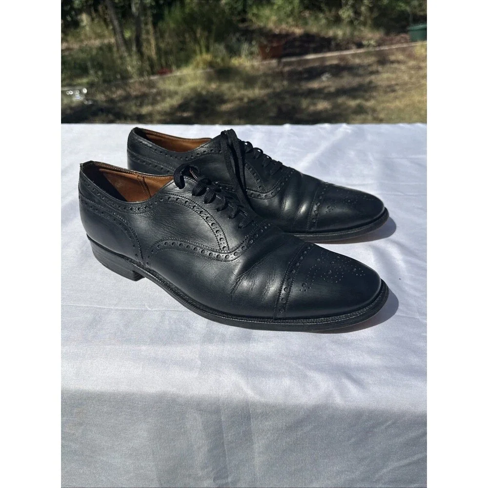 Men’s Vintage Church’s Of England Black Medallion Toe Dress Shoes 11.5 D US Fit